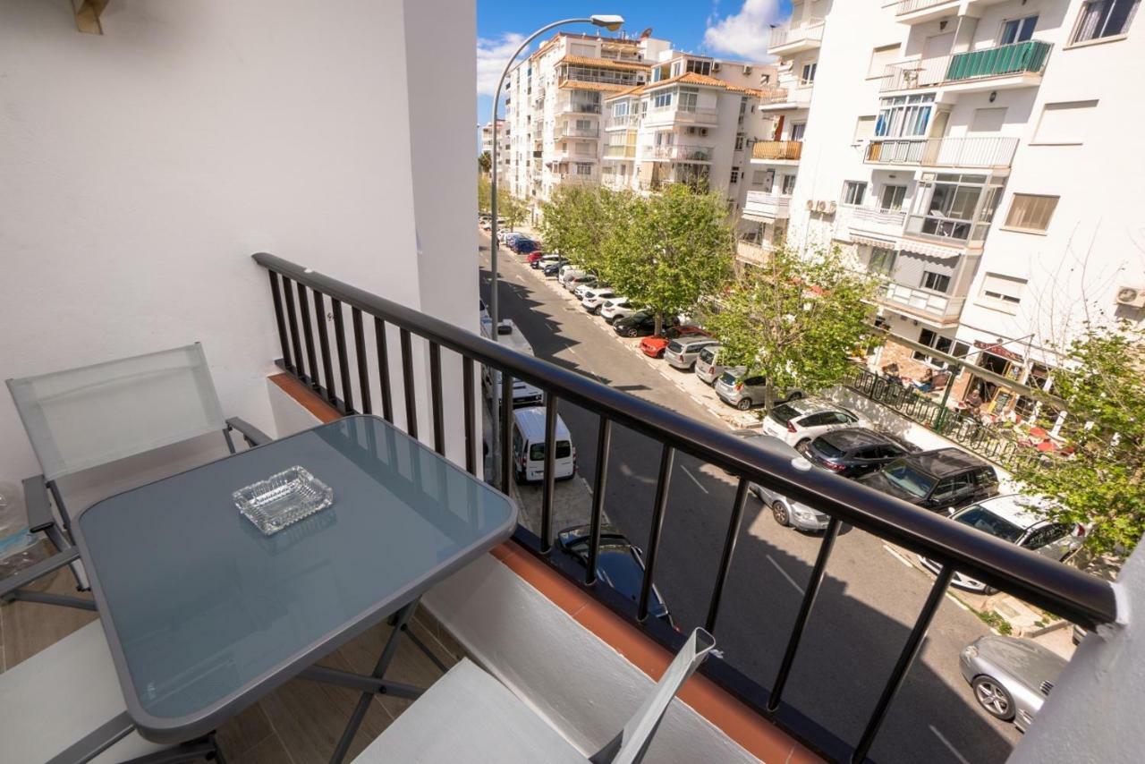 Palmeras 80 Menyber Nerja Bagian luar foto